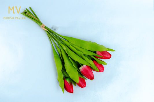 Red Tulip Bunch – 5 Heads