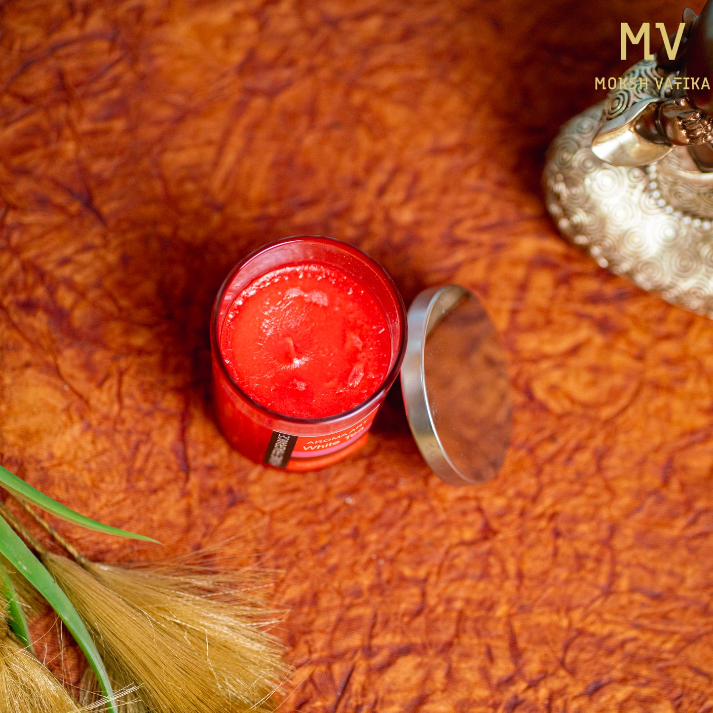 Moksh Vatika Aroma Art Red Scented Candle