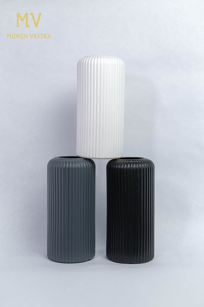 MV Ribbed Ceramic Vase – Set of 3 (Black, Grey & White)