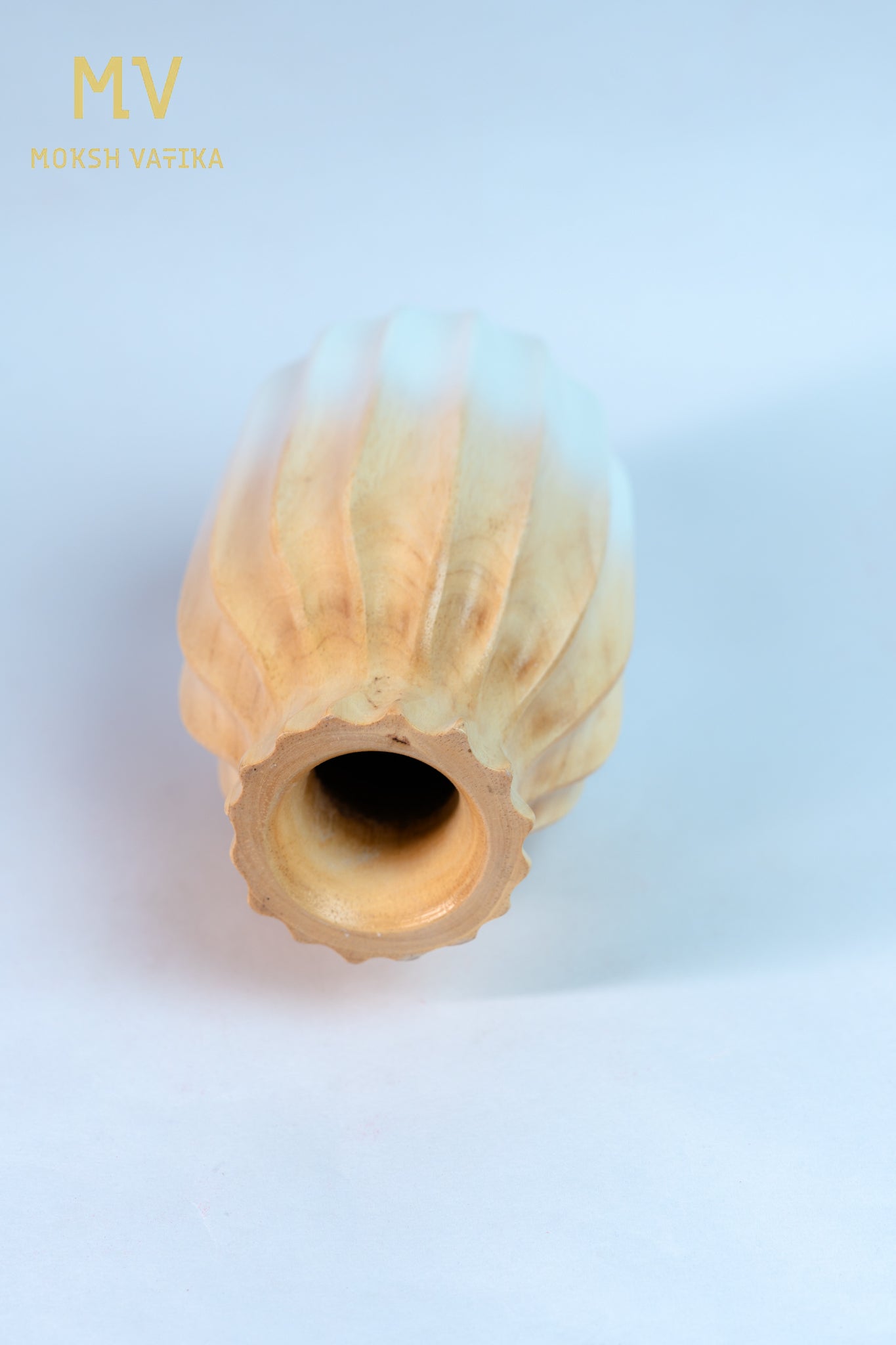 Two-Tone Textured Wooden Vase – Beige to White Gradient