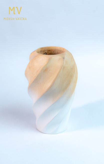 Spiral Two-Tone Textured Wooden Vase – Beige to White Gradient