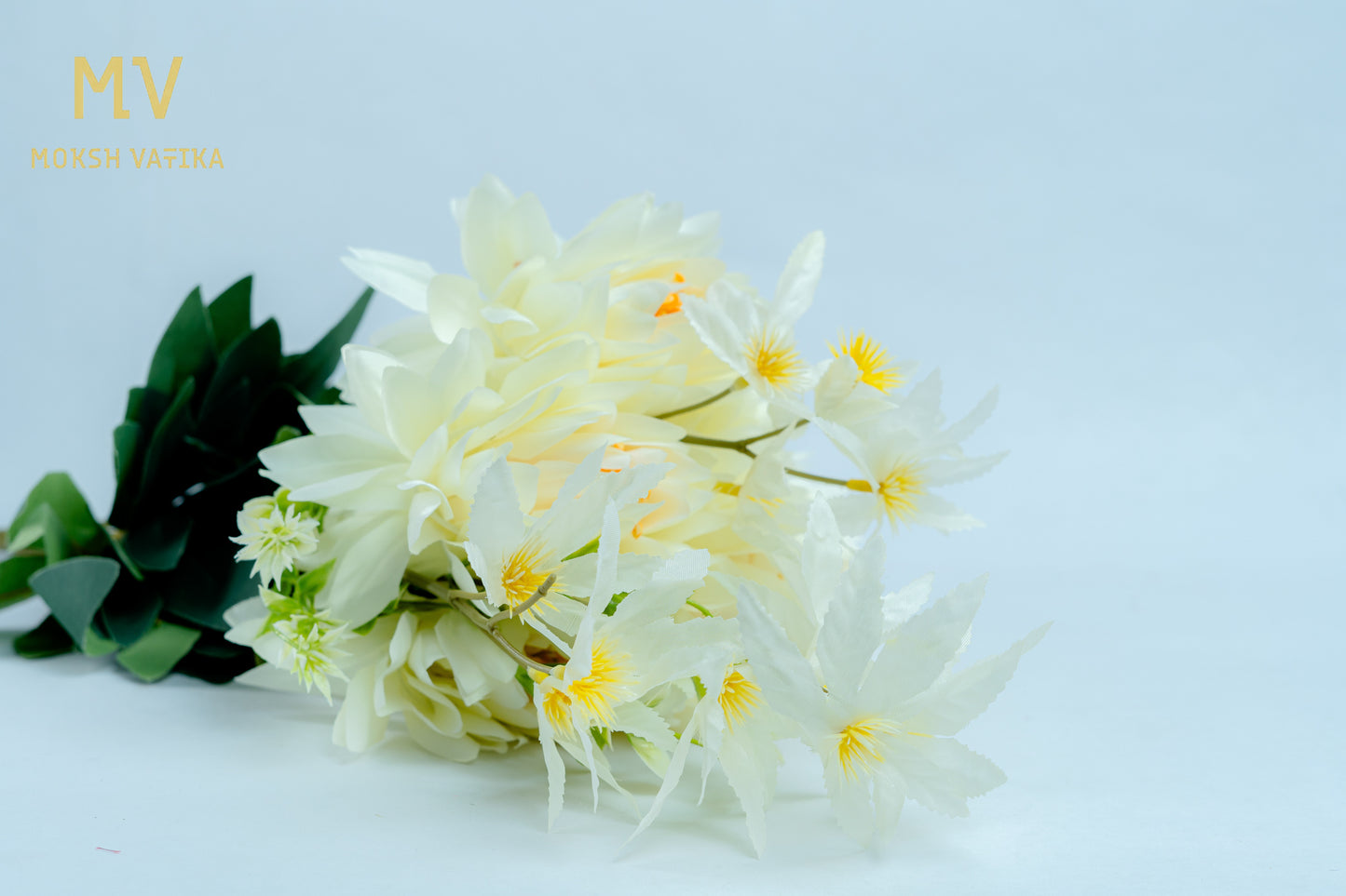 Frosted Petal Luxe Bunch