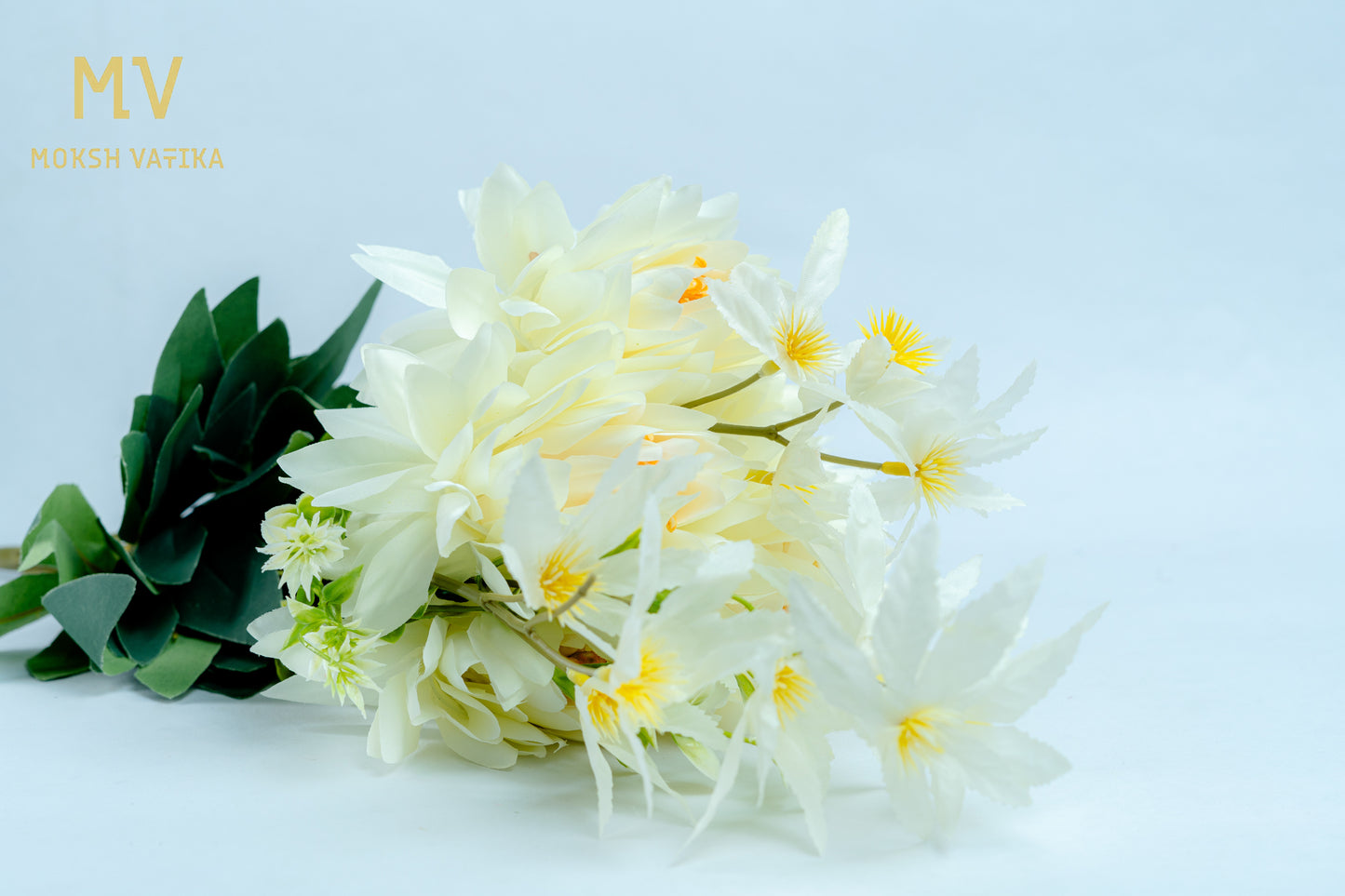 Frosted Petal Luxe Bunch